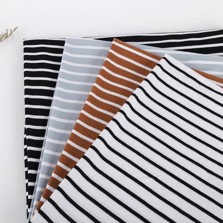 Geademde gestreepte katoenen weefsel met veel kleuren zweet absorberend voor polo shirt
