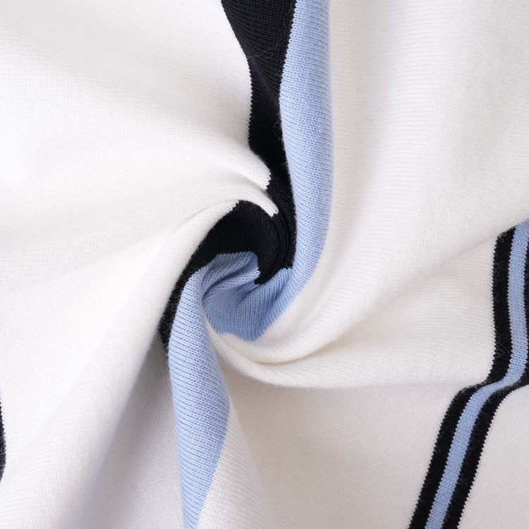 Huidvriendelijk, comfortabel, ademend, goede textuur Garens, gekleurd, gestreepte katoenen stof voor T-shirts