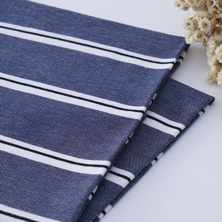 Natuurlijk gevoel en goede textuur Comfortabel gestreepte gebreide stof voor polo shirt