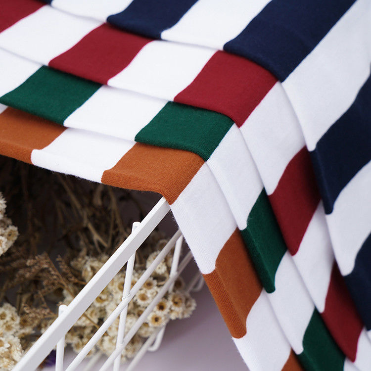 High-end stof ademend en puur katoen comfortabel gestreepte katoenen stof voor T-shirt