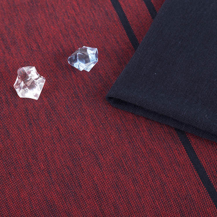 Adembare en zweet-absorberende katoen gewone Jersey gestreepte gebreide stof voor kleding