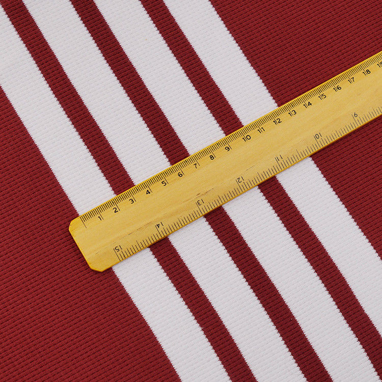Vriendelijk voor de huid, comfortabel en vochtopvangend gestreepte gebreide stof voor sportkleding