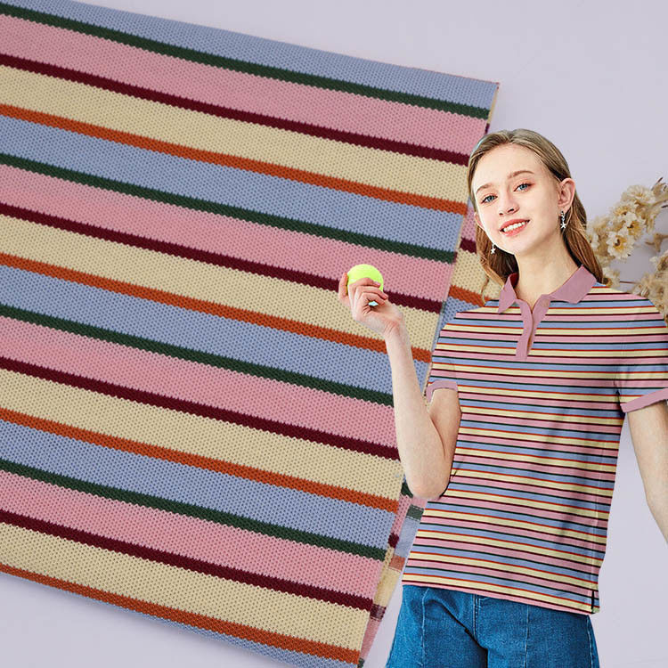 Zacht en vocht-absorberend en glad gestreepte gebreide stof voor casual wear
