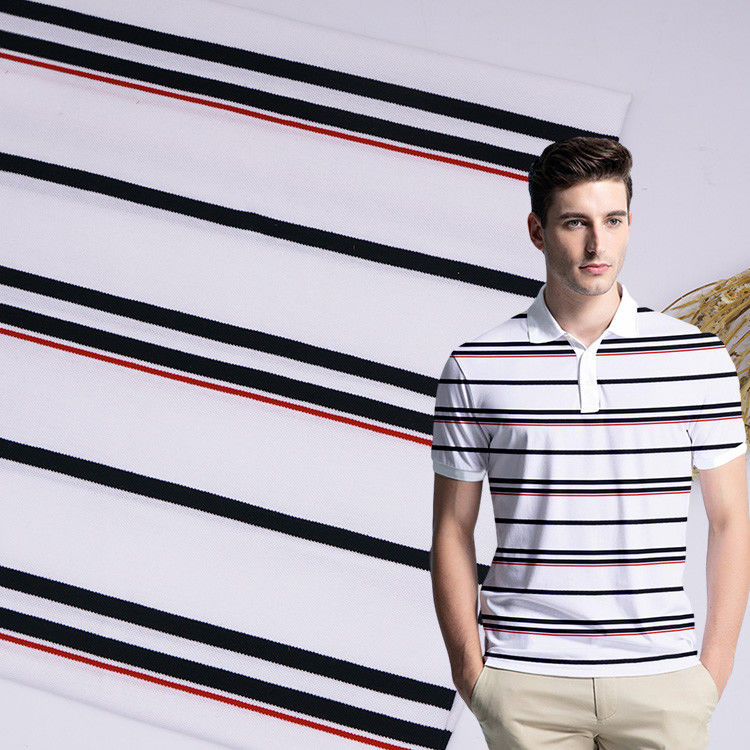 Zacht en vocht-absorberend en glad gestreepte gebreide stof voor casual wear
