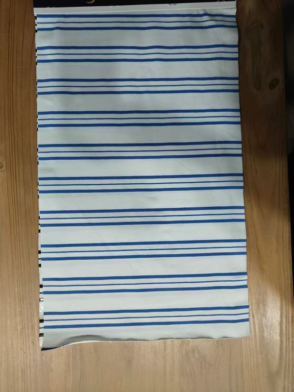 Makkelijk te verzorgen en zacht hoogwaardig gestreepte stof voor casual wear