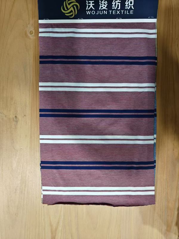 Stof voor T-shirts van ademend, comfortabel en huidvriendelijk gestreepte materiaal