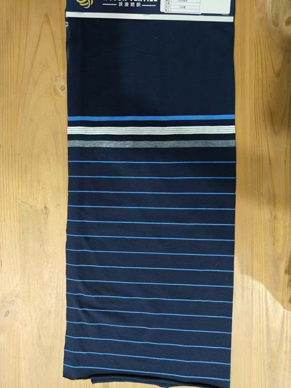 Adembenemend en vocht-absorberend en stijlvol gestreepte materiaal stof voor T-shirt