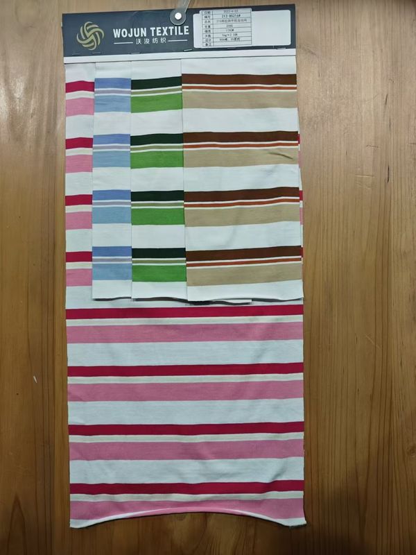 Huidvriendelijk en ademend en comfortabel gestreepte breiweefsel voor casual wear