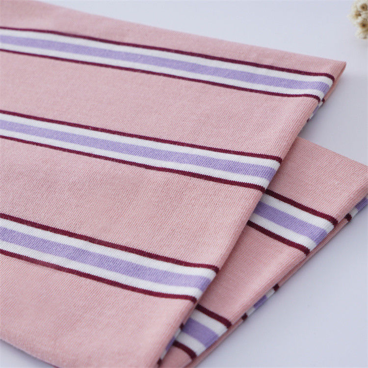 Meerdere kleuren en modieuze katoenen gestreepte gebreide doek voor T-shirt