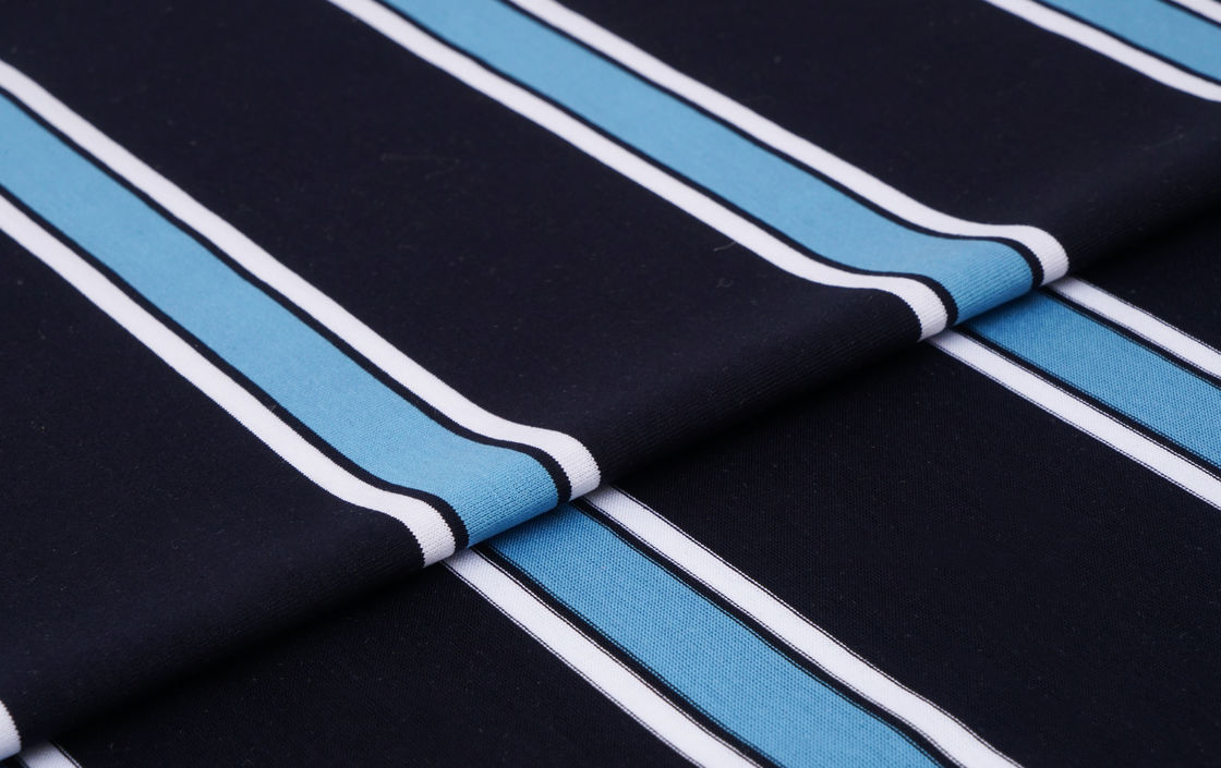 Huidvriendelijk en gezond Comfortabel Hygroscopisch gestreepte gebreide stof voor T-shirt