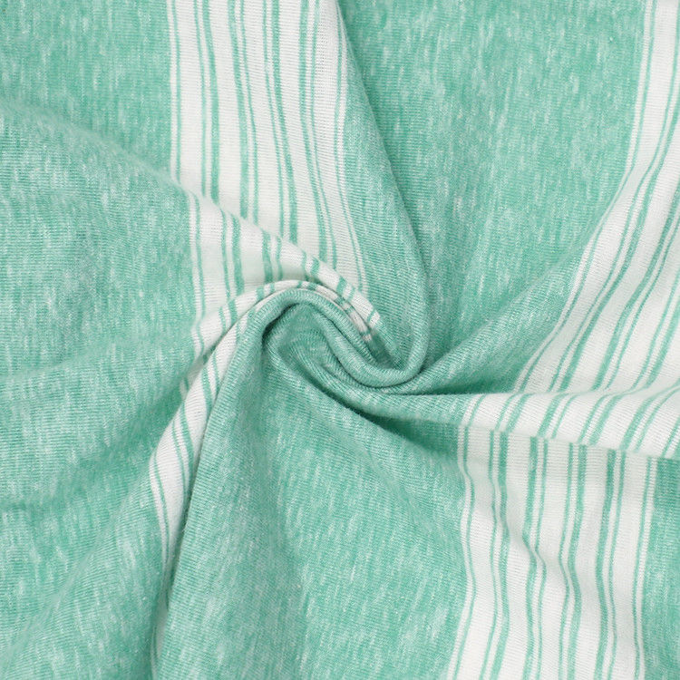 Delicaat en comfortabel Prachtig en eenvoudig gestreepte gebreide stof voor T-shirt
