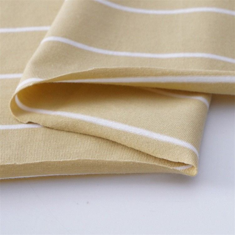 Natuurlijke, gemakkelijk te verzorgen en comfortabel, eenvoudige gestreepte stof voor casual wear