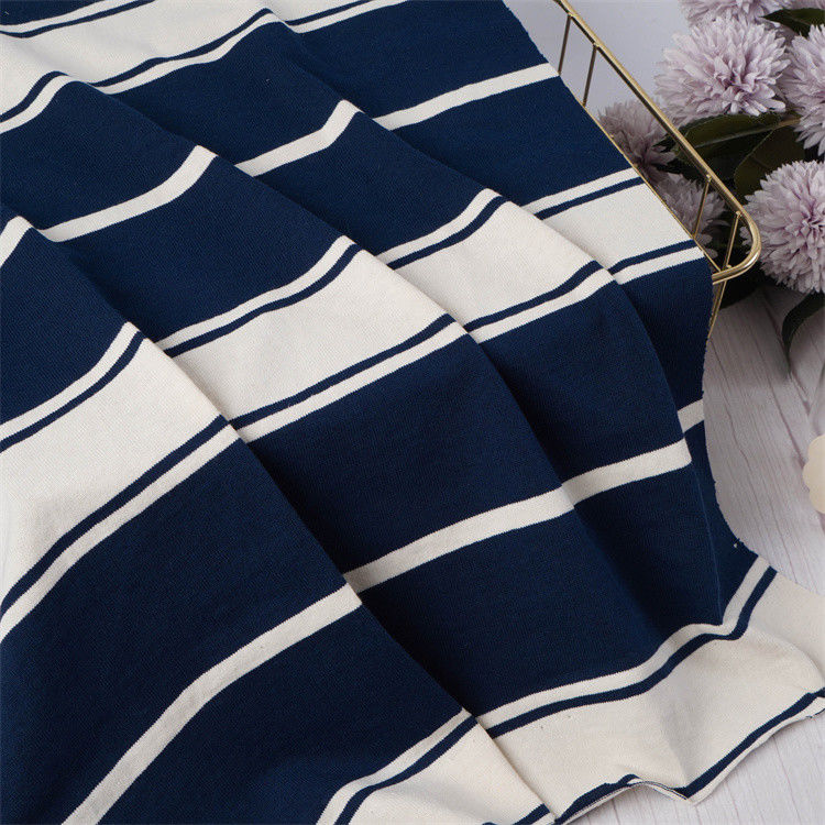 Ademloze zachte en comfortabele verzorging en huidvriendelijke eenvoudige gestreepte gebreide stof voor casual wear