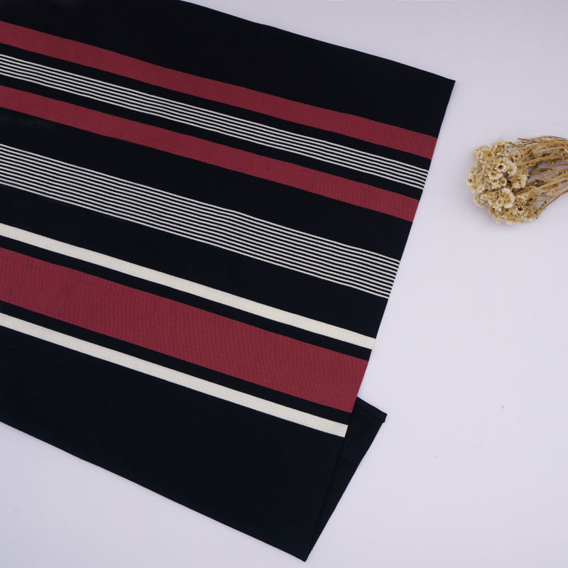 Vocht-absorberend, ademend en milieuvriendelijk gestreepte breiweefsel voor casual wear