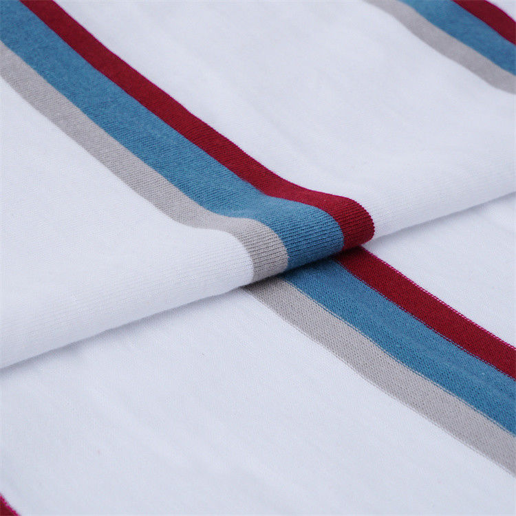Natuurlijke en comfortabele zachte en gladde gestreepte gebreide stof voor casual wear