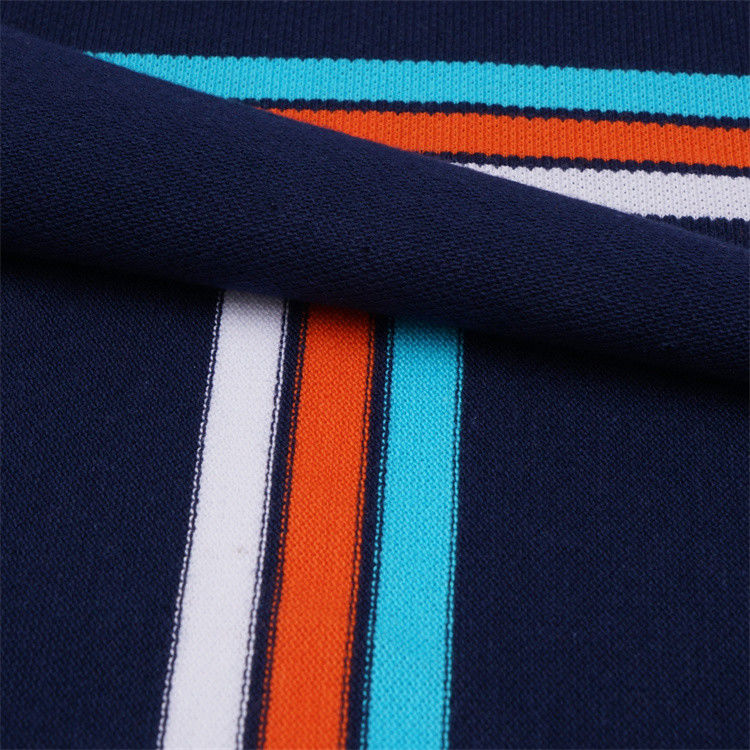 Adembenemend en comfortabel en natuurlijk slijtvast gestreepte gebreide stof voor polo shirt