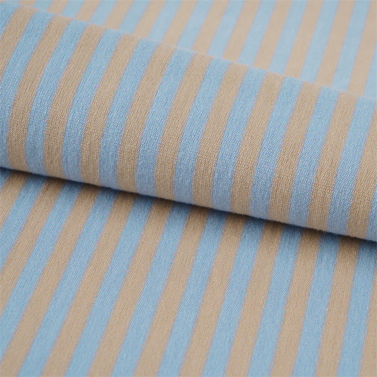 Comfortabel en glad en gezond Duurzaam gestreepte gebreide stof voor casual wear