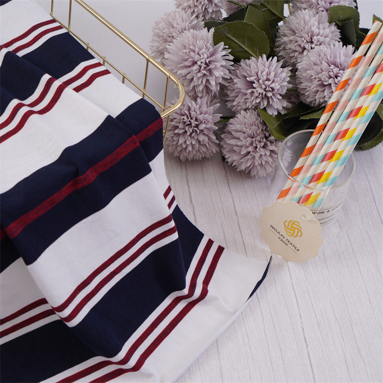 Goed kwalitatief vocht afzuigend en comfortabel Duurzaam gestreept materiaal Stof voor casual wear