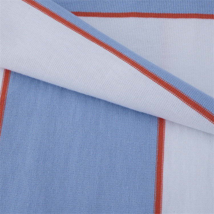 Gezond gestreepte breiweefsel voor casual wear
