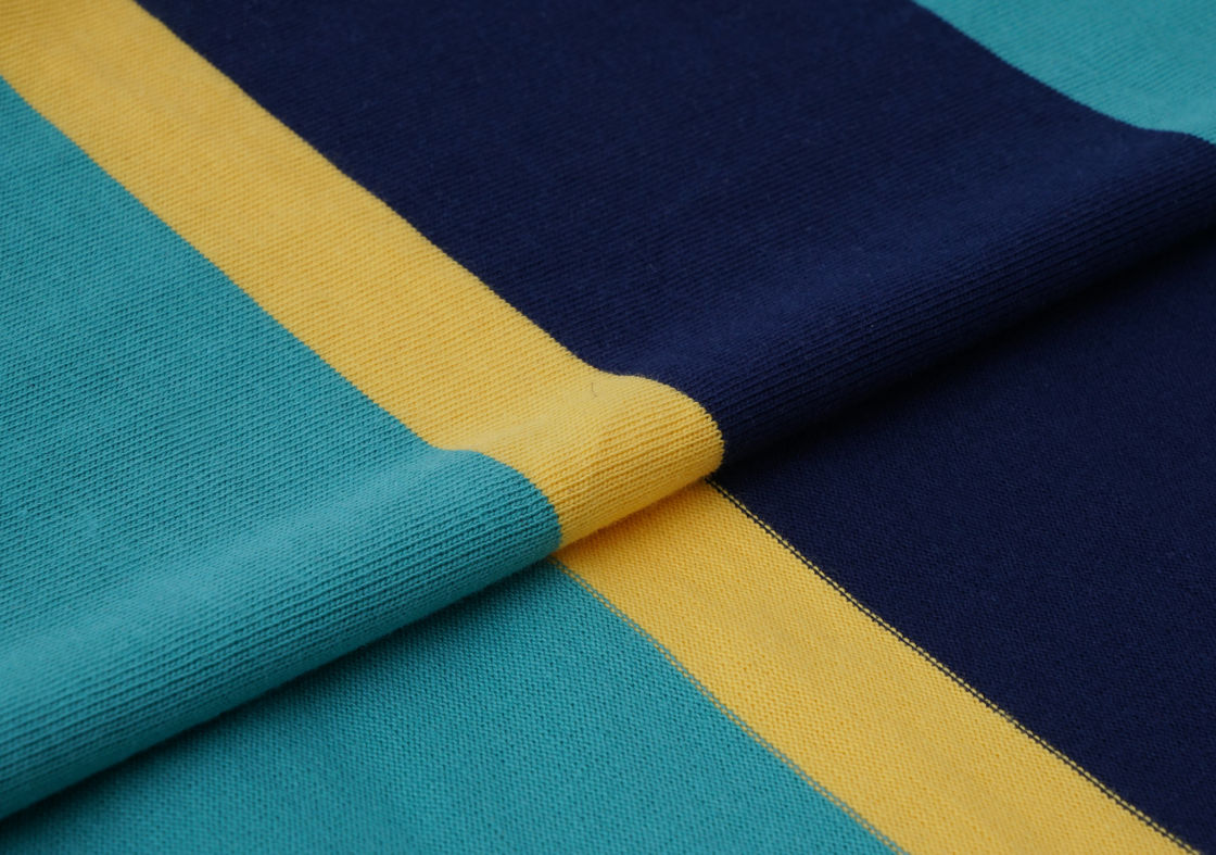 Ademend en natuurlijk Huidvriendelijk Goed Textuur Zachte gestreepte gebreide stof Voor T-shirt