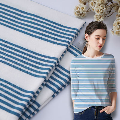 Glanzige gestreepte katoenen weefsel 225 gsm Leisure Wear Zachte materiaal textuur