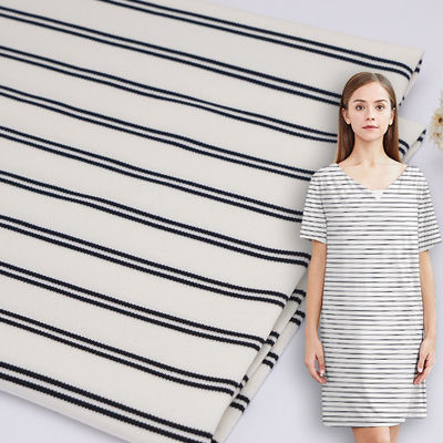 Goed glanzend glad gestreepte lenjing modal materiaal stof voor intieme pyjama's