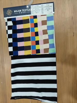 Goede prijs. Comfortabel en vochtopvangend katoen Frans Terry stof voor kleding online