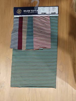 Milieuvriendelijk en goed elastisch Comfortabel gestreepte stof voor huiskleding