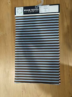 Goede prijs. Duurzaam, comfortabel en adembenemend gestreepte stof voor polohemden online