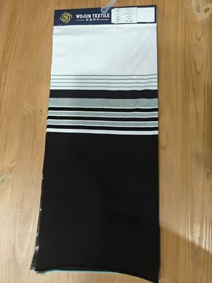 Goedkwaliteit natuurlijke en comfortabele zachte gestreepte gebreide stof voor casual wear