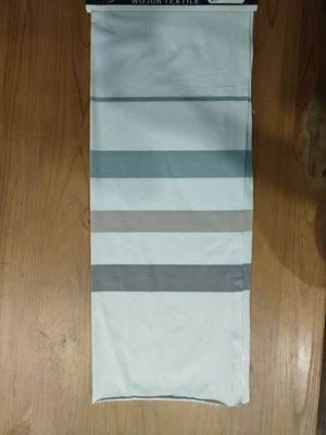 Vloeibaar, glad, gestreepte stof voor casual wear