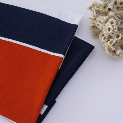 Huidvriendelijk, zweet-absorberend, gestreepte breiweefsel voor casual wear