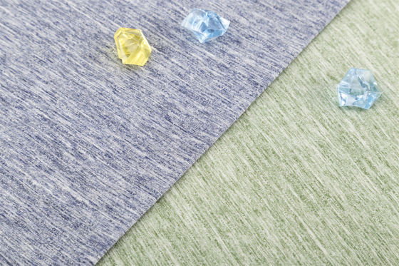 Goede prijs. Huidvriendelijk en milieuvriendelijk en gezond gestreepte stof voor T-shirts online