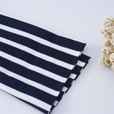 Goede prijs. Gezonde en gladde gestreepte stof van hoge kwaliteit, gemakkelijk te verzorgen online
