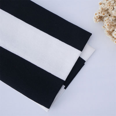 Zacht en comfortabel en zweet-absorberend gestreepte gebreide stof voor casual wear