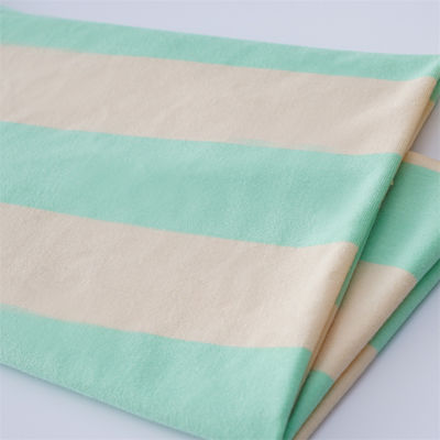 Goede prijs. Comfortabel en ademend, huidvriendelijk gestreepte stof voor casual wear online