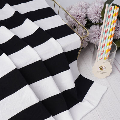 Goede prijs. Gezellig gestreepte gebreide stof voor polohemd online