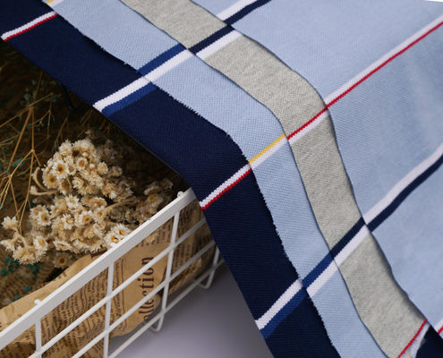 Goede prijs. Ademhoudend slijtvast, huidvriendelijk, rimpelvriendelijk, knapperig gestreepte gebreide stof voor T-shirt online