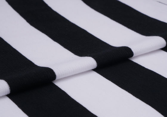 Goede prijs. Huidvriendelijke, comfortabele en gladde gestreepte gebreide stof voor casual wear online